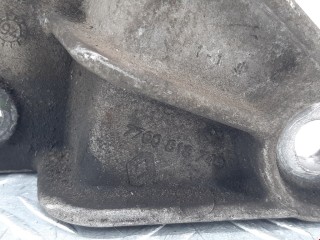 Кронштейн, ориг. номер 7700818749, Renault Laguna 1993-1998
