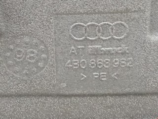 Обшивка двери задней правой (дверная карта), ориг. номер 4B5867304, 4B0967306, Audi A6 1997-2001