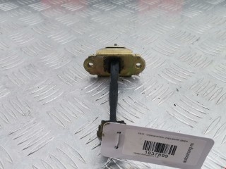 Ограничитель открывания двери, ориг. номер 804302F000, Nissan Primera 1990-1997
