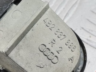 Ручка наружная передняя правая, ориг. номер 4B2837886, 4B0839208, Audi A6 1997-2001