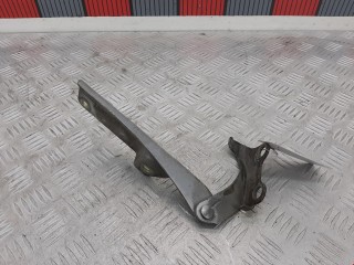 Петля капота правая Nissan Micra 1992-2000
