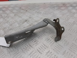 Петля капота левая, ориг. номер 654014F130, Nissan Micra 1992-2000