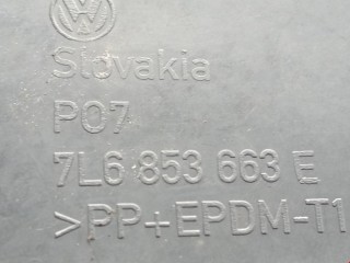 Ус под фару левый, ориг. номер 7L6853663E, Volkswagen Touareg 2002-2007