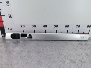 Ручка внутренняя задняя правая Volkswagen Touareg 2002-2007