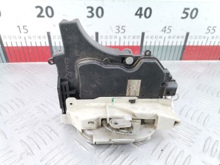 Замок двери передней правой, ориг. номер 5715A182, Mitsubishi L200 2006-2011