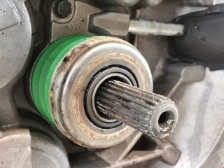 КПП механическая (МКПП) 5-ступенчатая, ориг. номер 36050412, Volvo S40 2000-2004