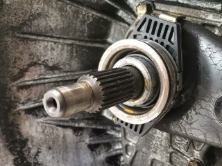 КПП механическая (МКПП) 5-ступенчатая, ориг. номер 43000-49890, Hyundai Terracan 2004-2007