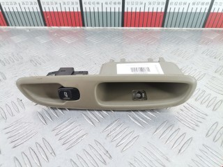 Кнопка стеклоподъемника, ориг. номер 8685288, Volvo S60 2000-2004