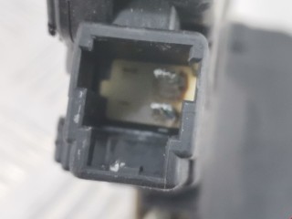 Замок двери задней левой, ориг. номер 63318AC010, Subaru Legacy 1998-2003