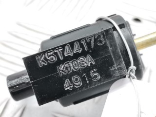 Клапан воздушный, ориг. номер K5T44173, KJ0318741, Mazda 6 2002-2005
