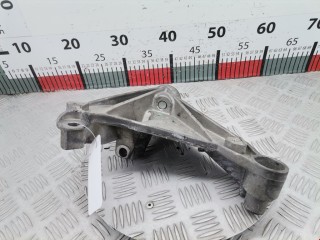 Кронштейн, Renault Laguna 2001-2005