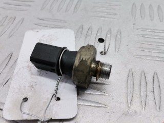 Датчик давления масла, ориг. номер 25240-70J00, Nissan Micra 1992-2000