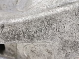 Кронштейн двигателя, ориг. номер 070199307A, 070199307B, Volkswagen Touareg 2002-2007