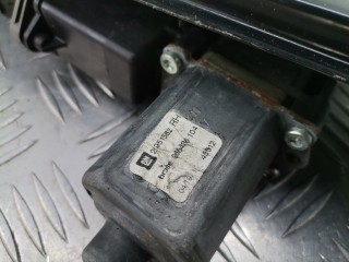 Стеклоподъемник передний правый, ориг. номер 13350760, 13350759, Opel Astra 2006-2014
