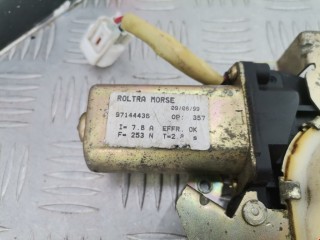 Стеклоподъемник передний правый, ориг. номер 97254452, 97144436, Opel Frontera 2001-2004