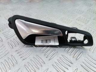 Ручка внутренняя передняя правая Volkswagen Passat 2005-2010