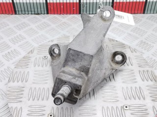 Кронштейн, ориг. номер 98AB7M125CC, Ford Focus 1998-2001