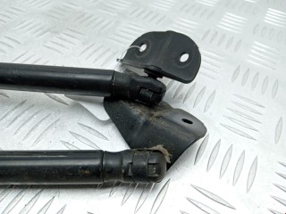 Амортизатор крышки багажника (3-5 двери), ориг. номер 13258179, 001222, Opel Astra 2006-2014