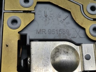 Фонарь салона (плафон), ориг. номер MR951589, 8401A035, Mitsubishi Colt 2002-2012