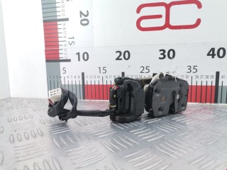 Замок двери передней левой, ориг. номер CB0759310C, Mazda Premacy 1999-2001