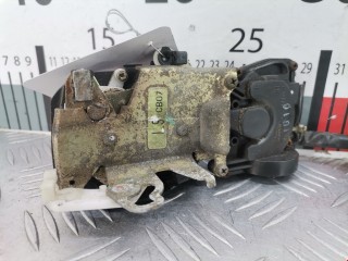 Замок двери передней левой, ориг. номер CB0759310C, Mazda Premacy 1999-2001