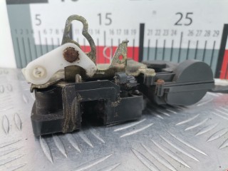 Замок двери передней левой, ориг. номер CB0759310C, Mazda Premacy 1999-2001