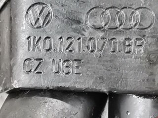 Патрубок радиатора, ориг. номер 1K0121070BR, Skoda Octavia 2008-2013