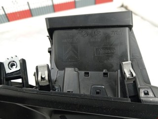 Дефлектор обдува салона, ориг. номер 9682425577, Citroen C5 2007-2017