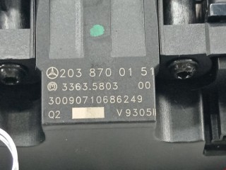 Блок кнопок, ориг. номер A2038700151, 33635803, Mercedes CLC 2008-2011