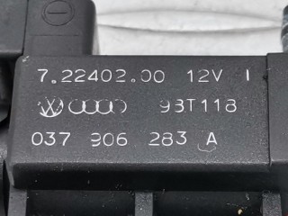 Клапан воздушный, ориг. номер 037906283A, 72240200, Volkswagen Golf 1991-2000