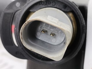 Фланец (тройник) системы охлаждения, ориг. номер 038121132D, Volkswagen Touran 2003-2006