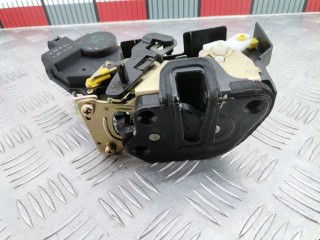 Замок двери задней правой, ориг. номер 81420H1020, Hyundai Terracan 2001-2004