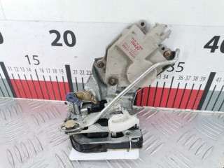 Замок двери передней правой, ориг. номер 1015280150, Suzuki Jimny 1998-2005