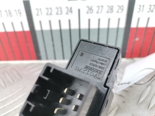 Кнопка стеклоподъемника, ориг. номер 30658696, Volvo XC90 2002-2006