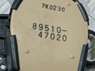 Датчик положения педали тормоза, ориг. номер 8951047020, Toyota Prius 2005-2011