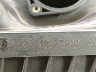 Корпус воздушного фильтра, ориг. номер 281103E200, Kia Sorento 2002-2006