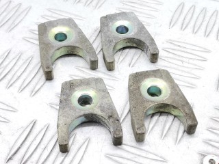 Скоба (кронштейн) крепления форсунки, Mitsubishi Carisma 1999-2004