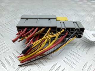 Блок предохранителей, ориг. номер 13251GHW, 8200418790, Renault Megane 1999-2003
