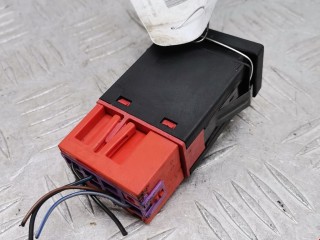 Кнопка антипробуксовочной системы (ABS/ESP), ориг. номер 3B0927134A, Volkswagen Passat 2000-2005