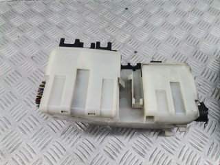 Блок предохранителей, ориг. номер CC8167010E, Mazda 5 2002-2009