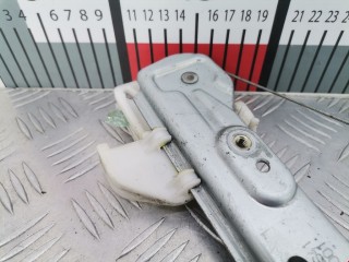 Стеклоподъемник задний левый, ориг. номер XS41A27001, Ford Focus 2001-2005