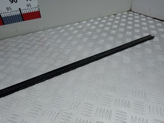 Накладка на порог, ориг. номер 3B0853985, Volkswagen Passat 2000-2005