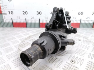 Корпус термостата, ориг. номер 8200023915, 8200700092, Renault Megane 2002-2006