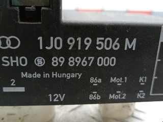Блок реле, ориг. номер 1J0919506M, 898967000, Audi A3 1996-2000