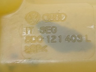 Бачок расширительный, ориг. номер 8D0121403L, 8D0124403L, Volkswagen Passat 1996-2001