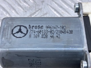 Моторчик стеклоподъемника, ориг. номер A1698204642, A1698204542, Mercedes B W245 2005-2008