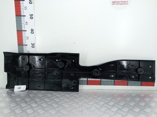 Защита днища, ориг. номер 5816847010, Toyota Prius 2005-2011