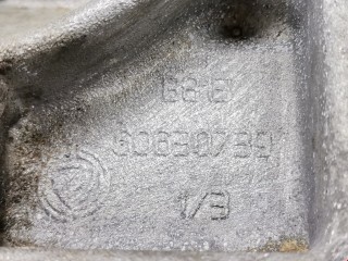 Кронштейн компрессора кондиционера, ориг. номер 60630739, Alfa Romeo 147 2004-2010