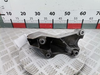 Кронштейн двигателя, ориг. номер 8E0199307A, 8E0199305A, Audi A4 1999-2001