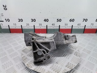 Кронштейн компрессора кондиционера, ориг. номер 058260885C, Volkswagen Passat 1996-2001